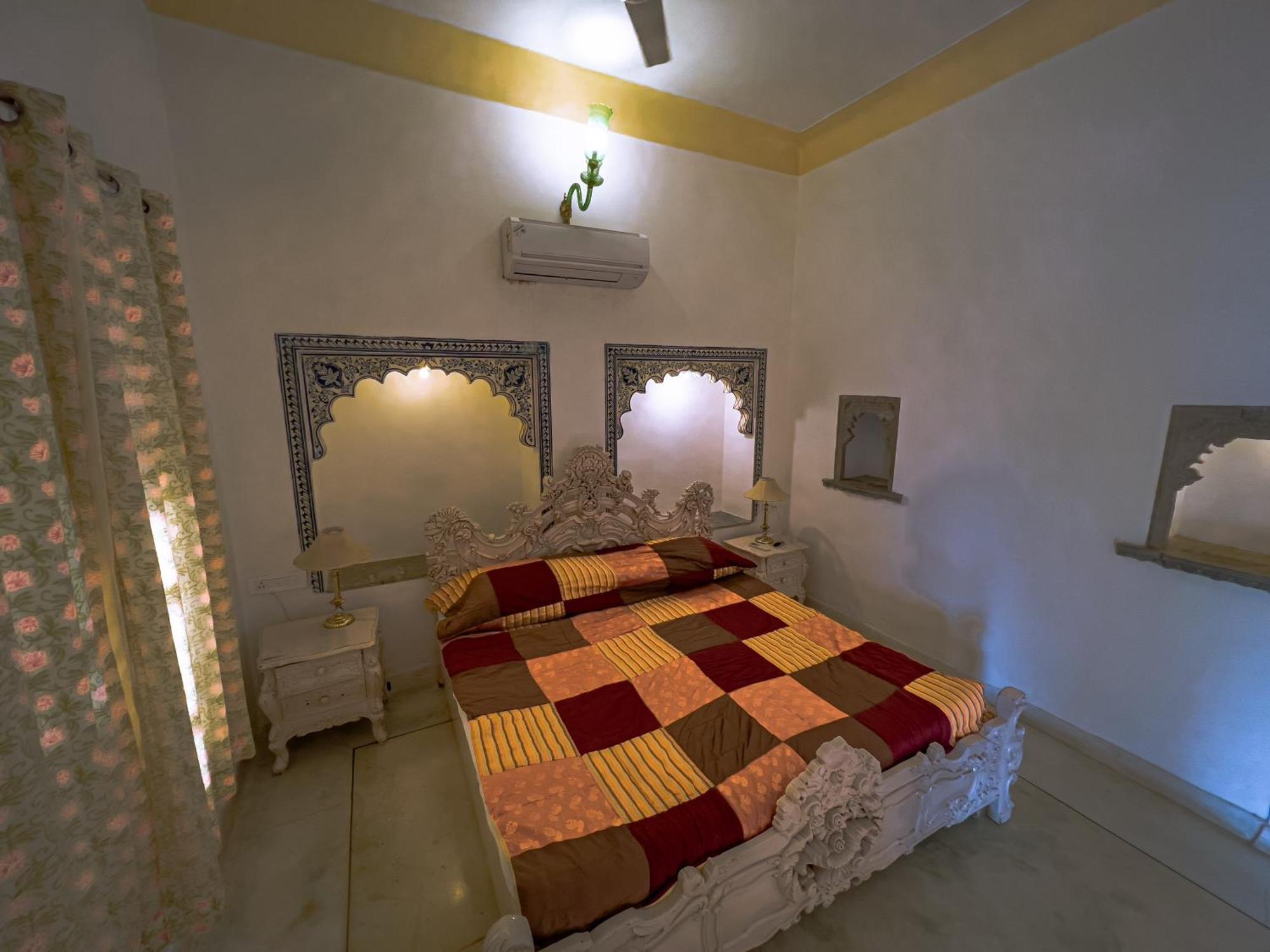 Hotel Castle Bijaipur Ngoại thất bức ảnh
