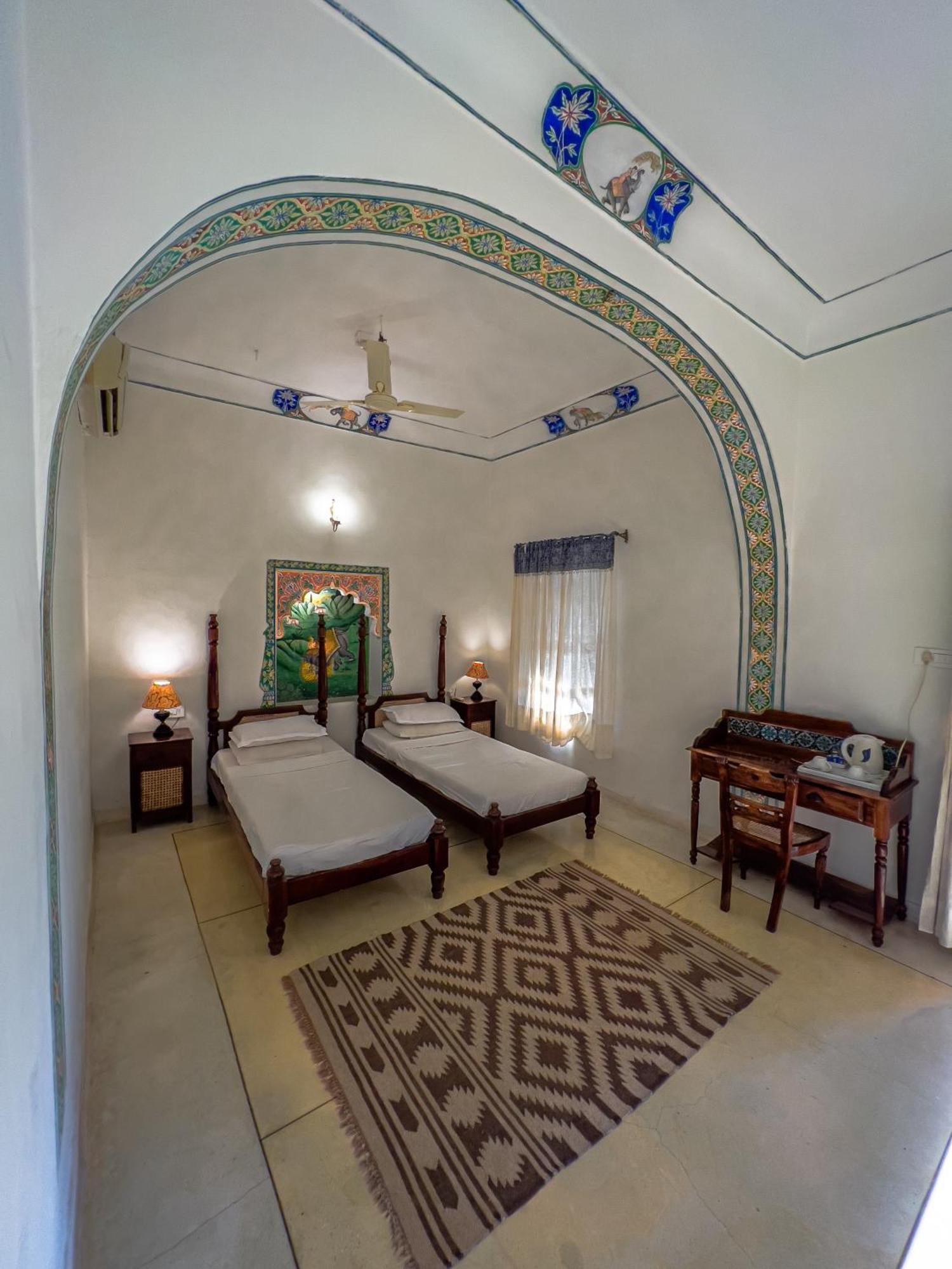 Hotel Castle Bijaipur Ngoại thất bức ảnh