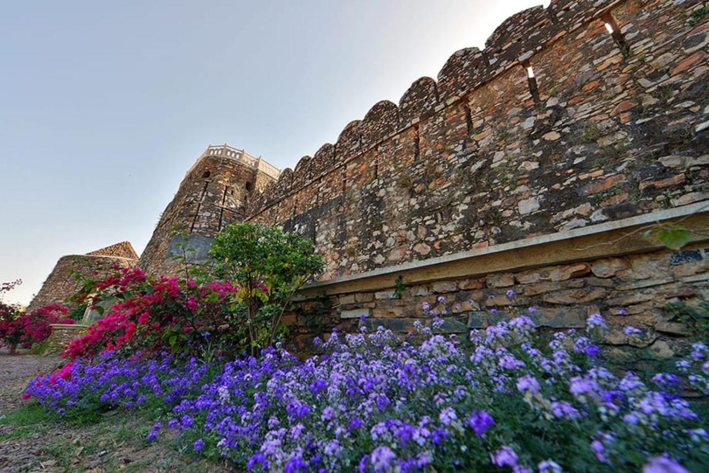 Hotel Castle Bijaipur Ngoại thất bức ảnh