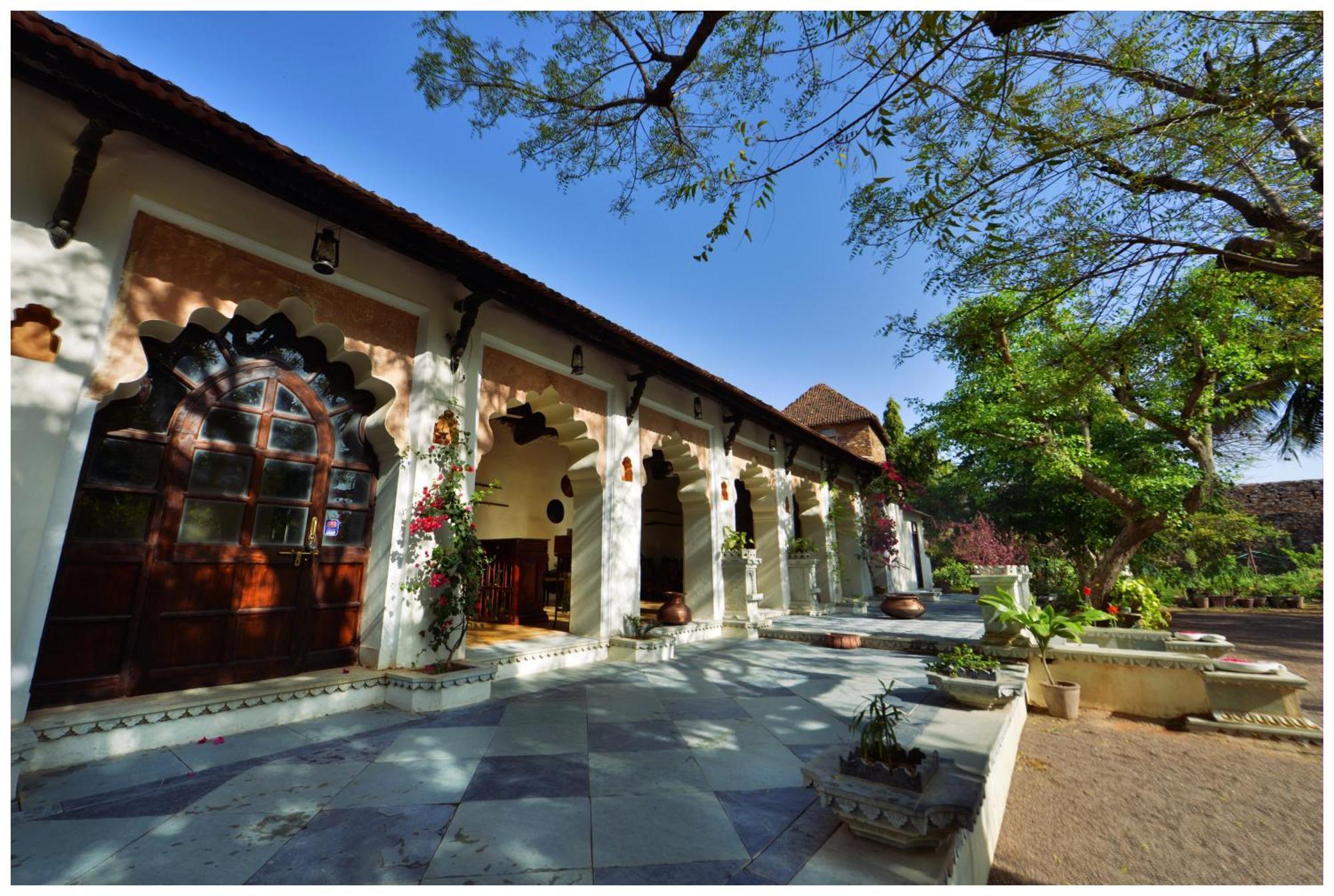 Hotel Castle Bijaipur Ngoại thất bức ảnh